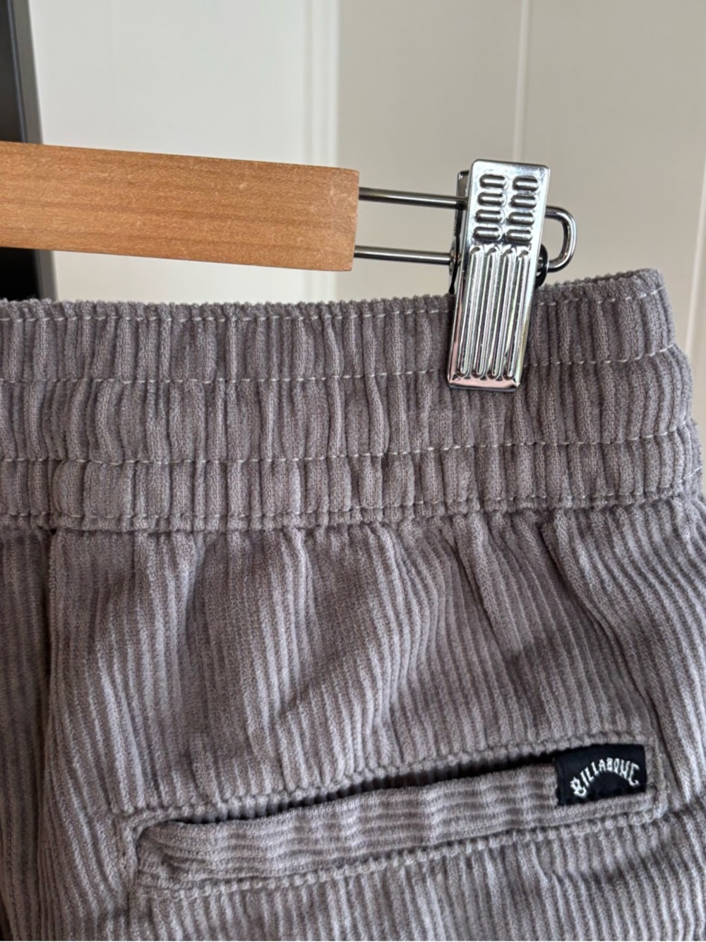 Billabong Mike EW Cotton Corduroy Coastal Shorts Gray Elastic Waist Mens S NWT